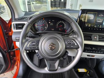 Foto Nummer 14: SUZUKI Swift
