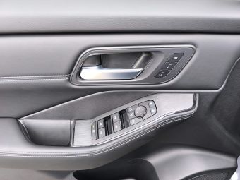 Foto Nummer 12: NISSAN X-Trail