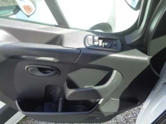 Foto Nummer 8: NISSAN Interstar