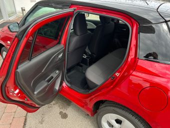 Foto Nummer 7: SUZUKI Swift