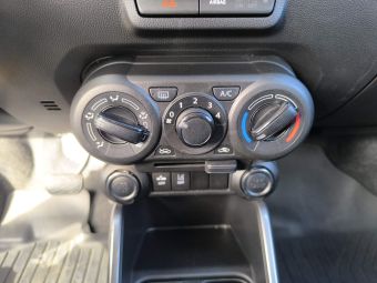 Foto Nummer 10: SUZUKI Ignis