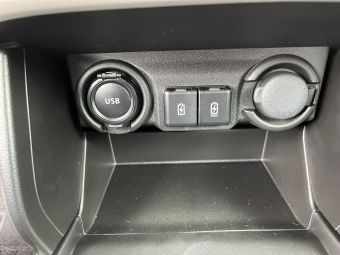 Foto Nummer 11: SUZUKI Swift